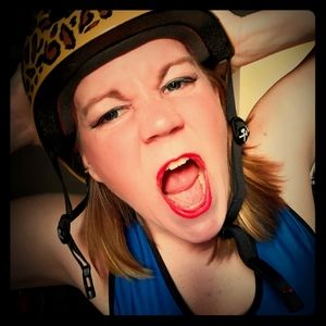 Meet your Posher, Mallory